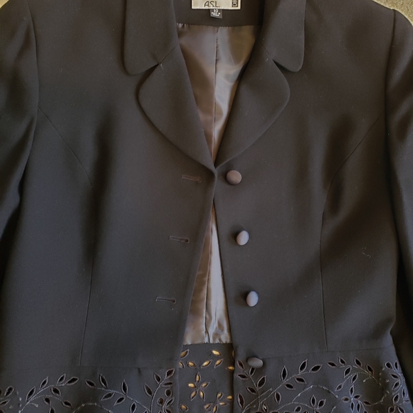 VTG Kasper ASL 2 piece black skirt suit. Size 10. - Picture 2 of 9